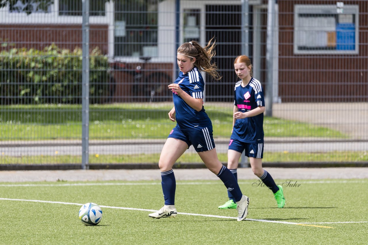 Bild 248 - wCJ Osterroenfelder TSV - VfL Pinneberg : Ergebnis: 0:15